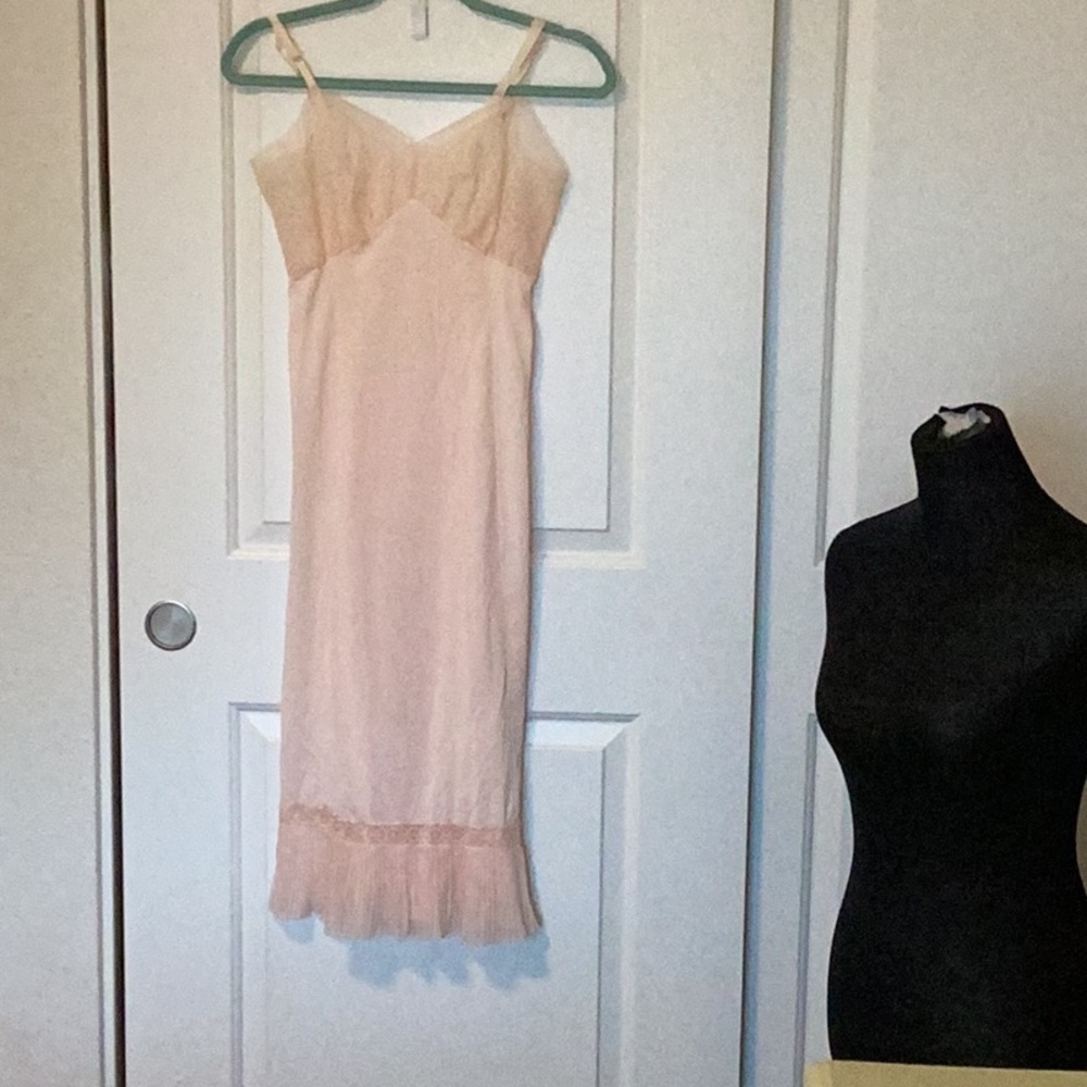 Elegant Vintage Pale Pink Full Slip XS-S